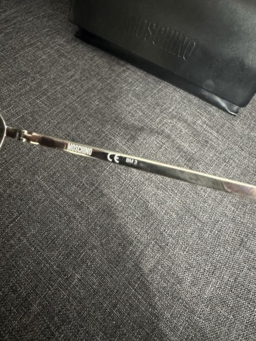 Дамски слънчеви очила MOSCHINO