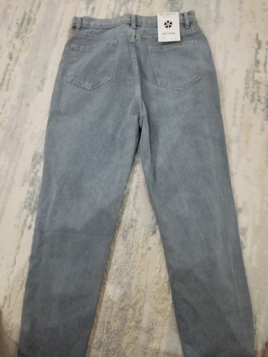 Джинсы для девушек