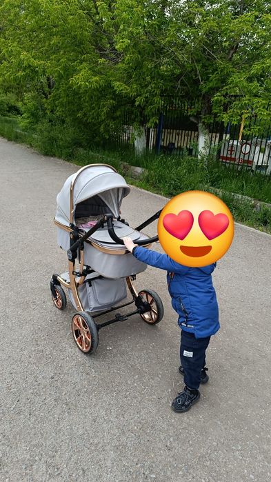 Продам коляску в отличном состоянии