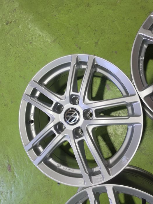 16 5x112 Vw Passat Touran Caddy Golf 5 Skoda Audi 5х112