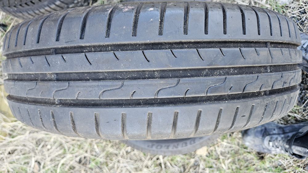 2бр гуми 165 65 15 дънлоп dunlop