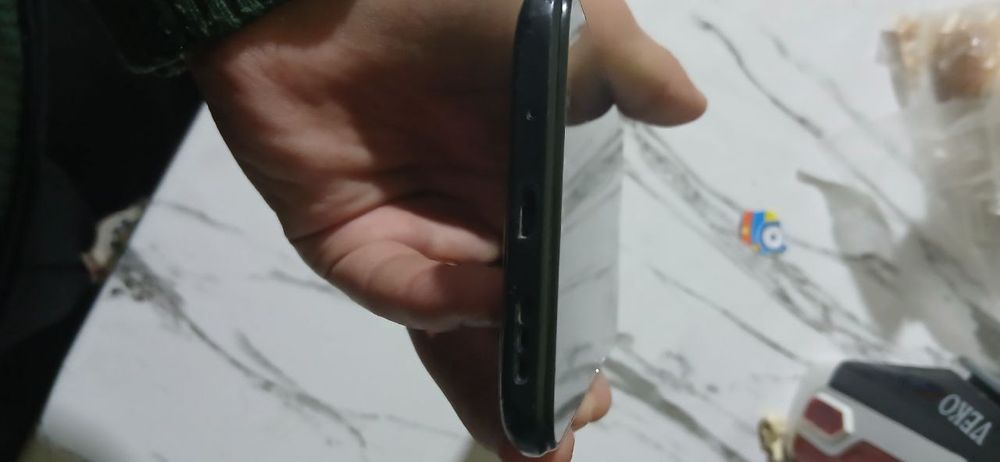 Redmiy 9a idyal holata xotira 64 tali