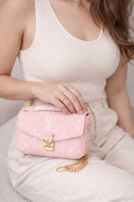 Geantă LOUIS VUITTON, piele 100%, Roz, Premium, Cutie, Etichete