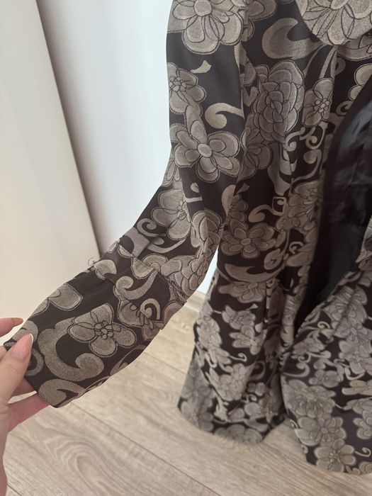 Hainuta primavara ca nou!!