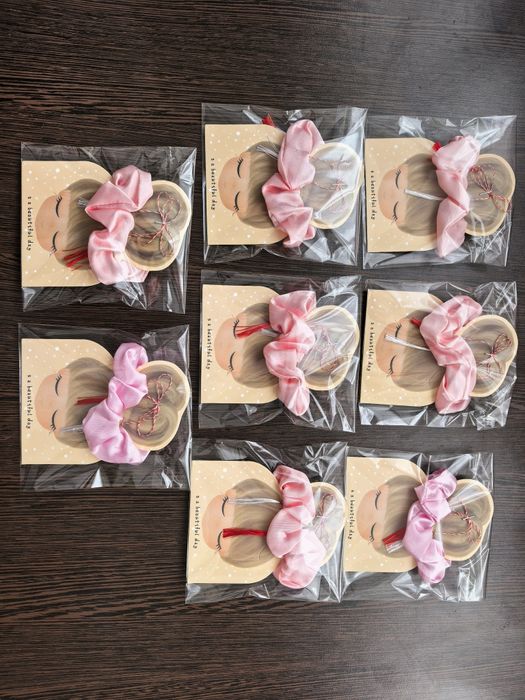 10 mărțișoare roz deschis omidute