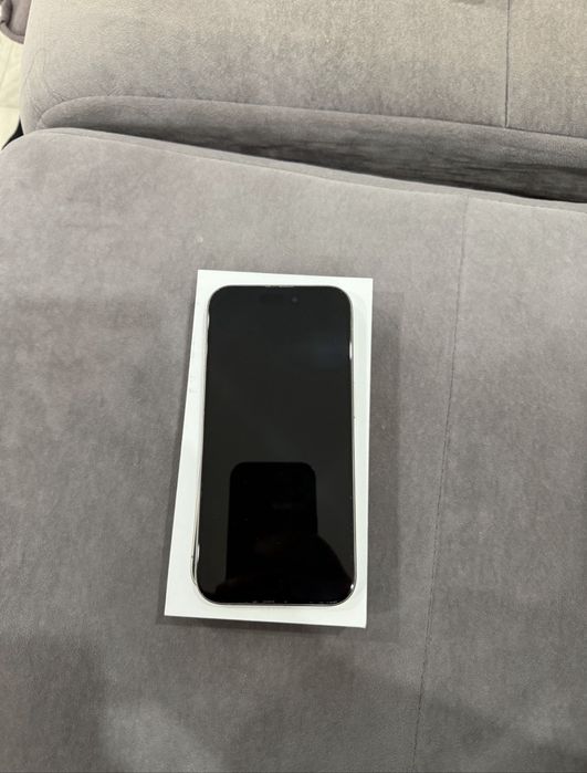 Iphone 15 pro 82% 256gb