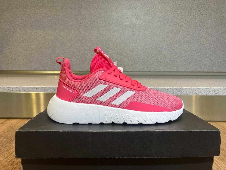 ОРИГИНАЛНИ *** Adidas Questar Drive / Pink White
