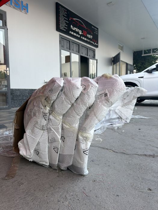 BMW I3 BUFER Bamper oldi orqa