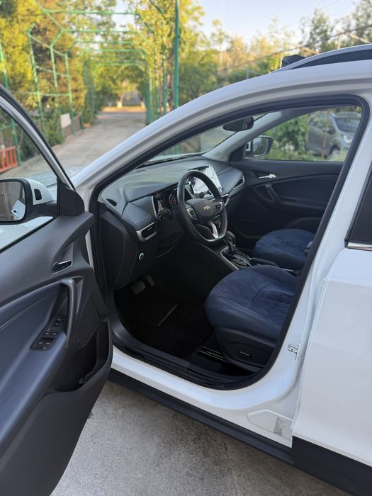 Chevrolet Tracker 2024 — 3