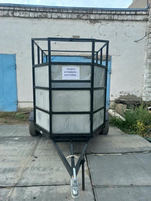 Прицеп коневозка