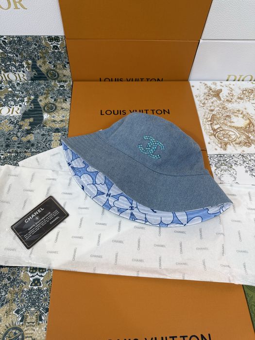 Дизайнерска шапка New Season