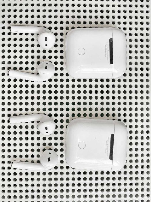 Apple AirPods 2 | Отлично състояние | Почистени