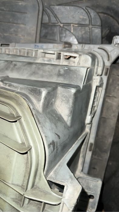 Фар на мерседес w124