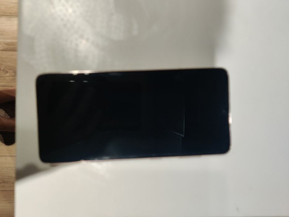 Телефон s22 продам использовался 2 месяца материнская плата выгорела