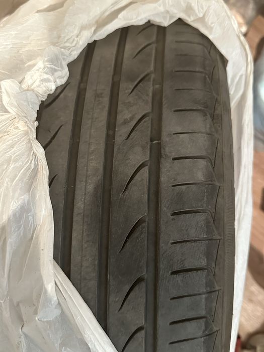 Летние шины 215/55/17