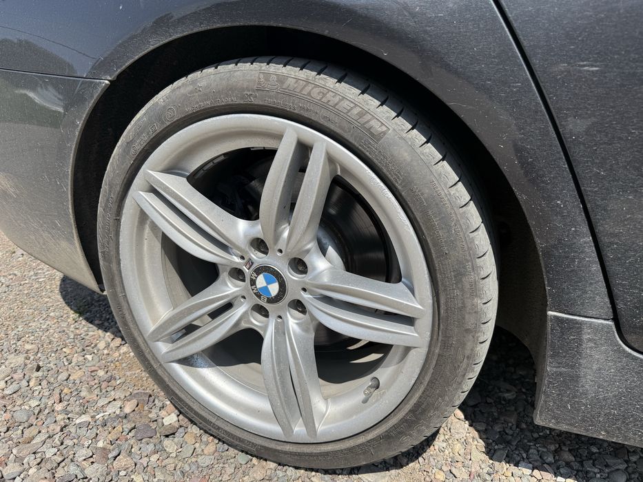 Комплект разношироких дисков от BMW F10 R19