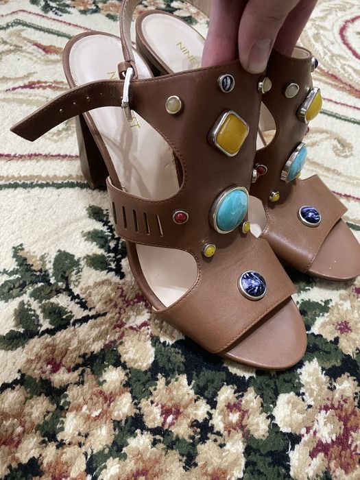 Srochna sotiladi narxi juda arzon siz kutmagan narxda atigi 169.000