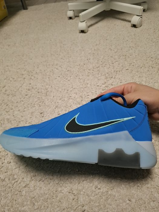 Маратонки Nike LeBron Witness 9