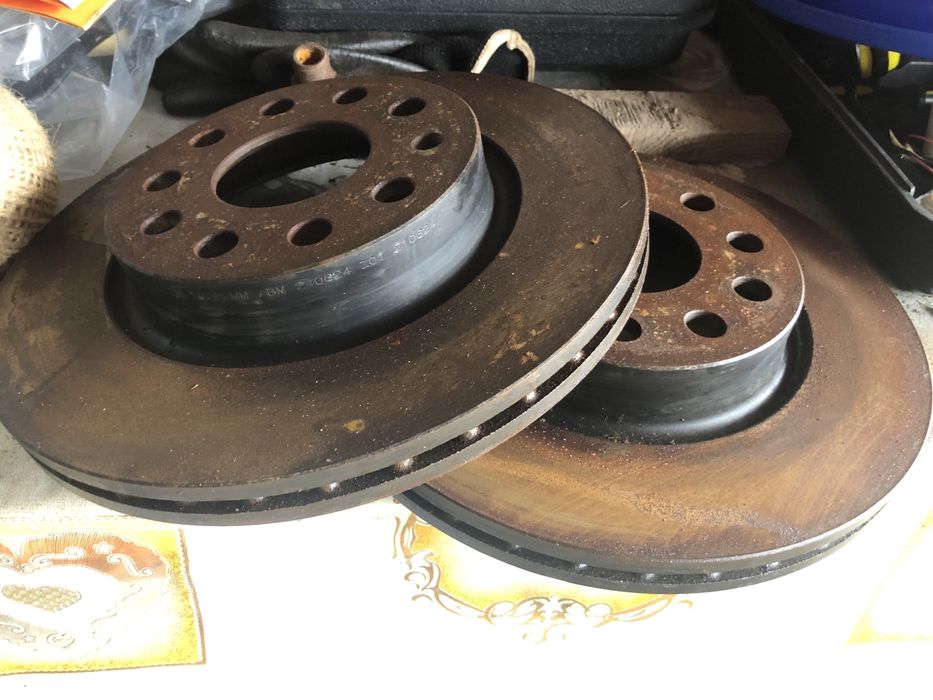 Vand discuri fata seat leon 1 p