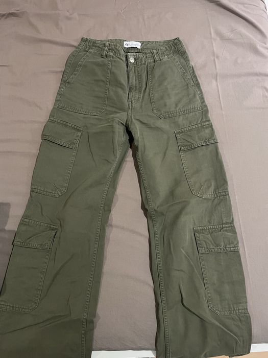 Зелени карго панталони размер 36