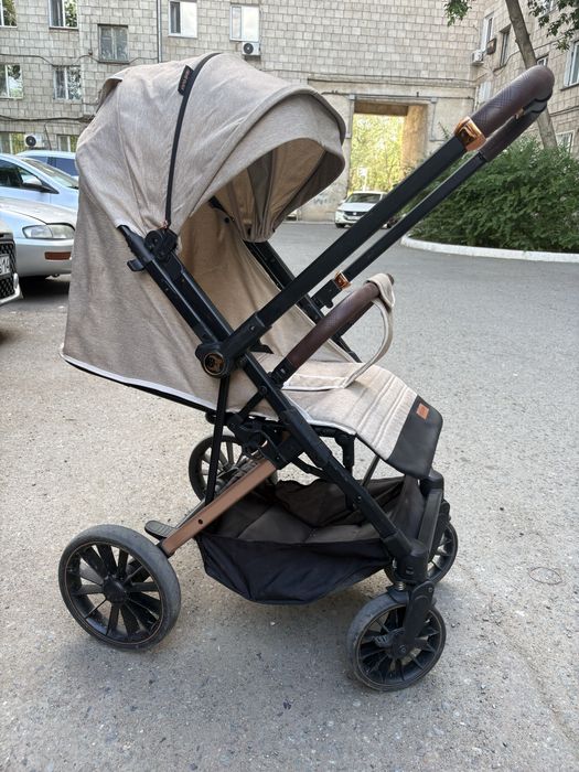 Продам коляску состояние хорошее