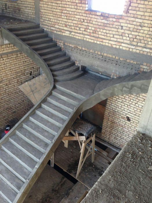 Beton zina (лестница монолитная)
