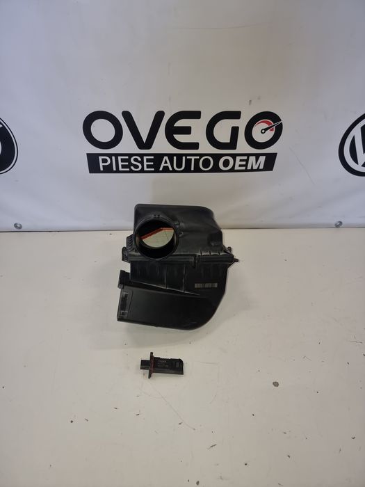 Carcasa filtru aer + debitmetru 2.0 B /  BMW X3 G01 X4 G02 G11 G12 G30 G31 G05 G06 cod 8620945 / 8577141 / 8620473