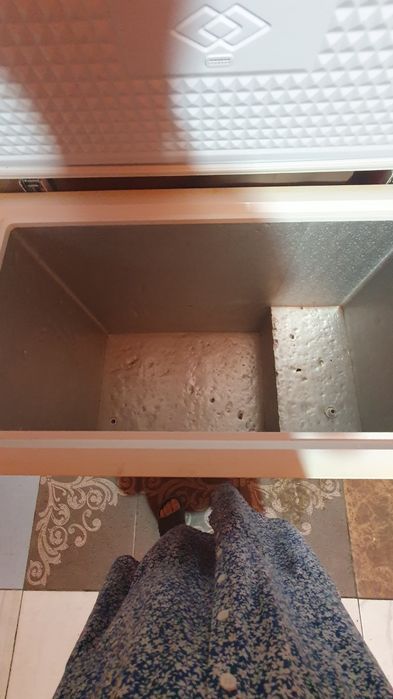 Продам морозильник