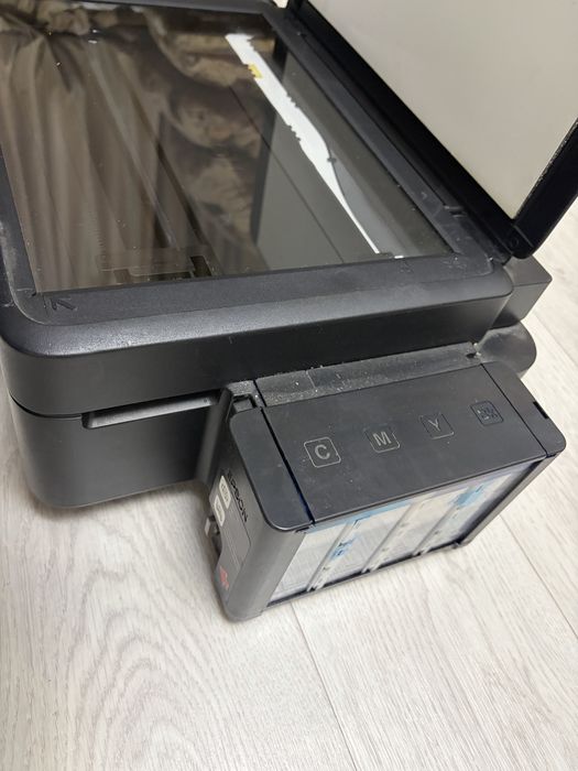 Продам принтер Epson L210
