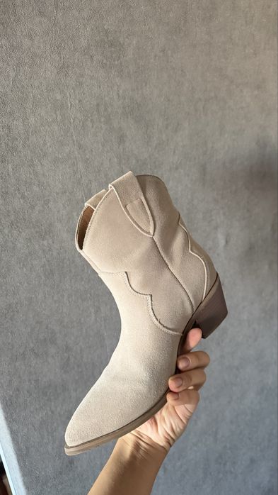 Продам казаки женские