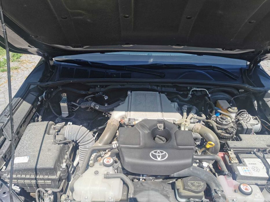 Toyota Hilux 2.4 D/AT Executive