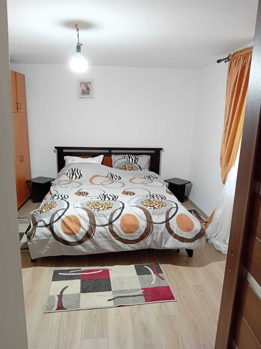 Inchiriez casa in Tomesti