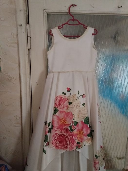 отдам детские вещи