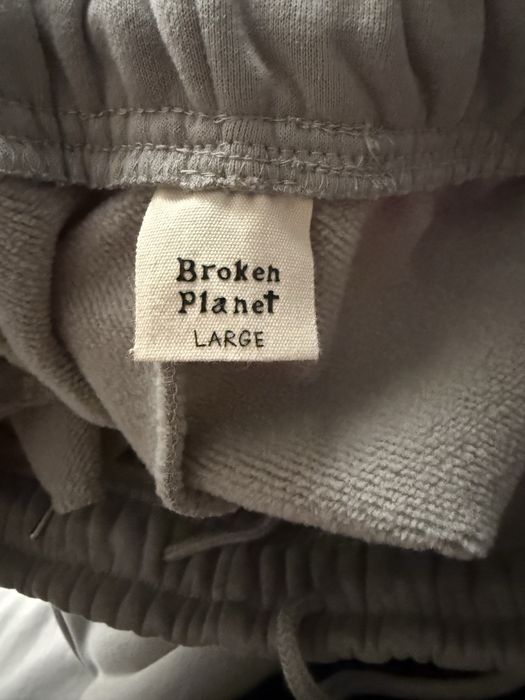 Pantaloni Broken Planet