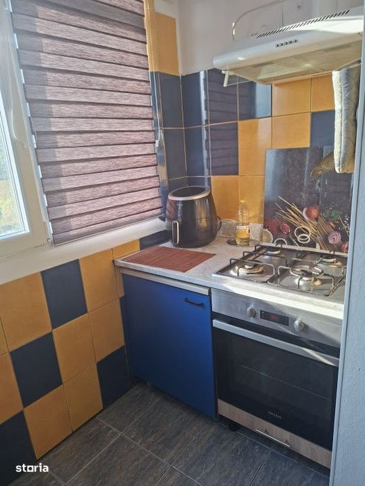 Apartament 3 camere, 72.52 mp, zona Craiovita Noua