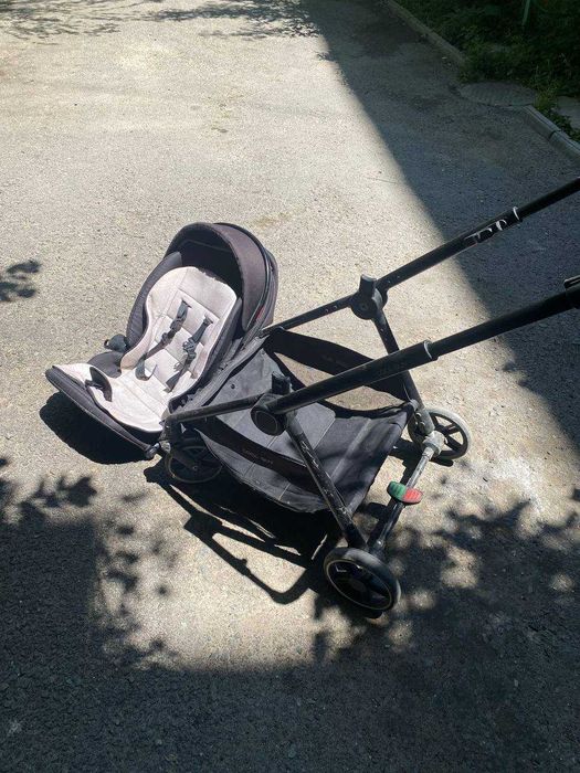 коляска для ребенка