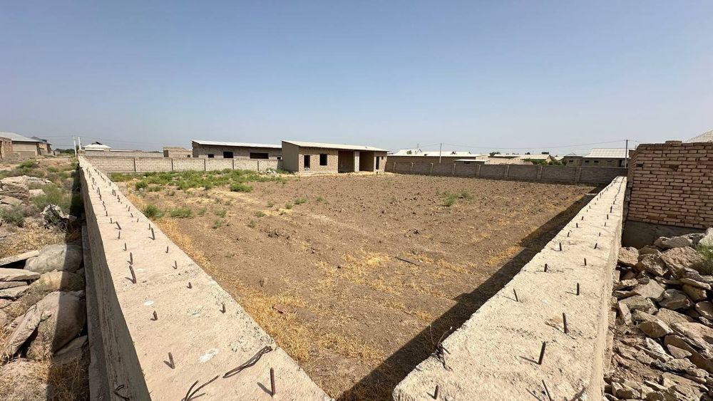 Hovli sotiladi (yerqurgon) uzunnavo mahallasida 16- sotih 40-40m