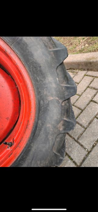 Anvelope 12 ,4R24 stare ca  cum se vede in poza