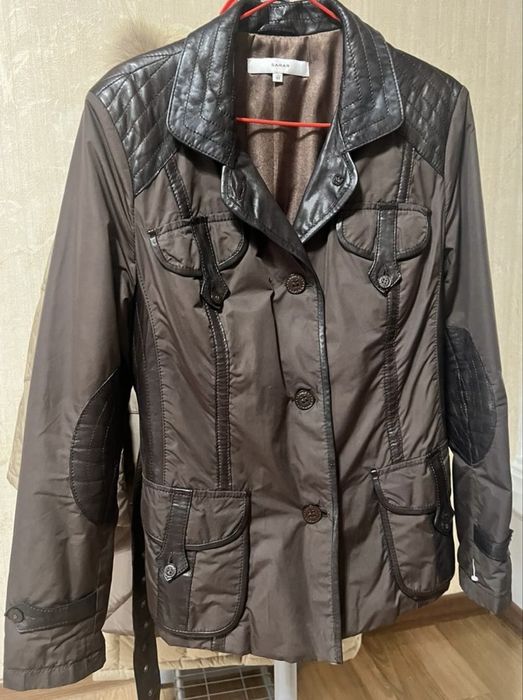 Верхняя женская одежда