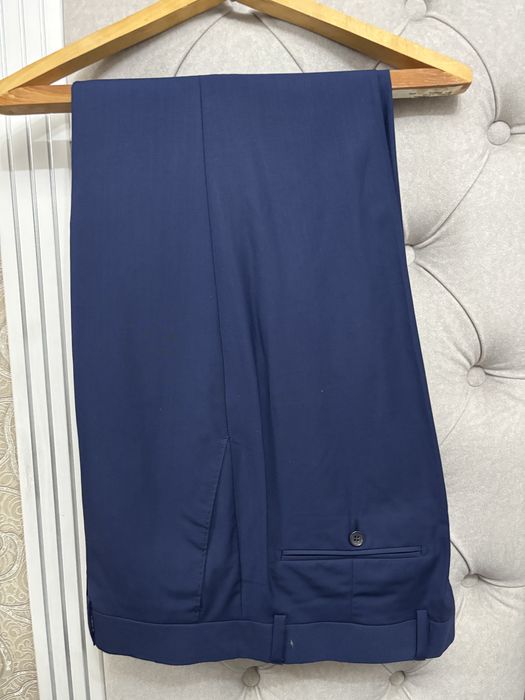 Продается котюмы тройки