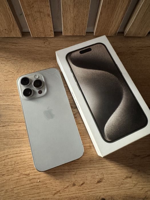 Продам iphone 15 pro 128