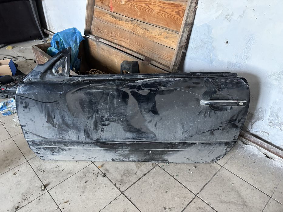 дверь от Машины Мерседес