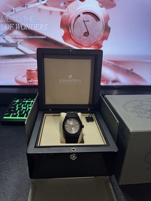 Audemars Piguet Royal Oak от Дубай