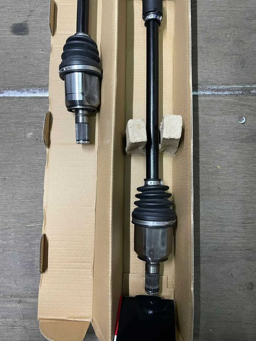 Привод в сборе гранаты на Lexus RX350