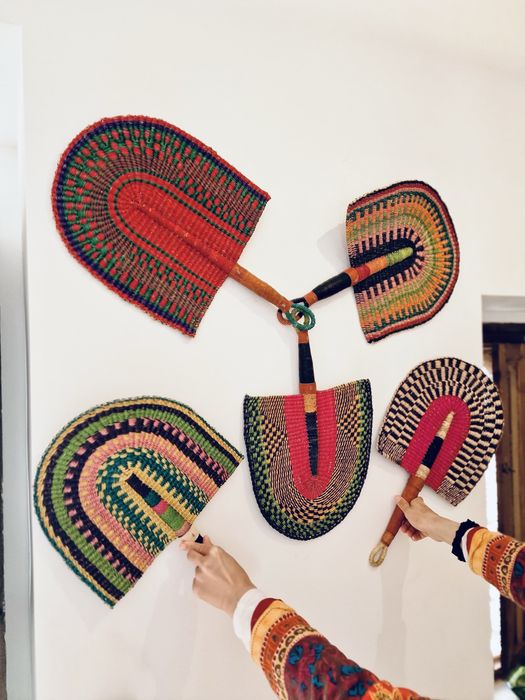 Evantai lucrat manual (piele, rafie, natural) din Maroc, Marrakesh