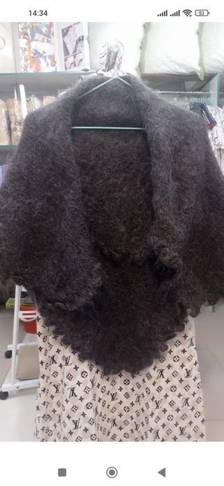 Продам платок пуховый (шаль)