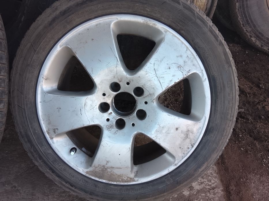 Продам диски на р17 Мерседес