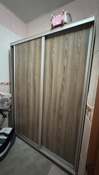 Шкаф купе в идеальном состоянии