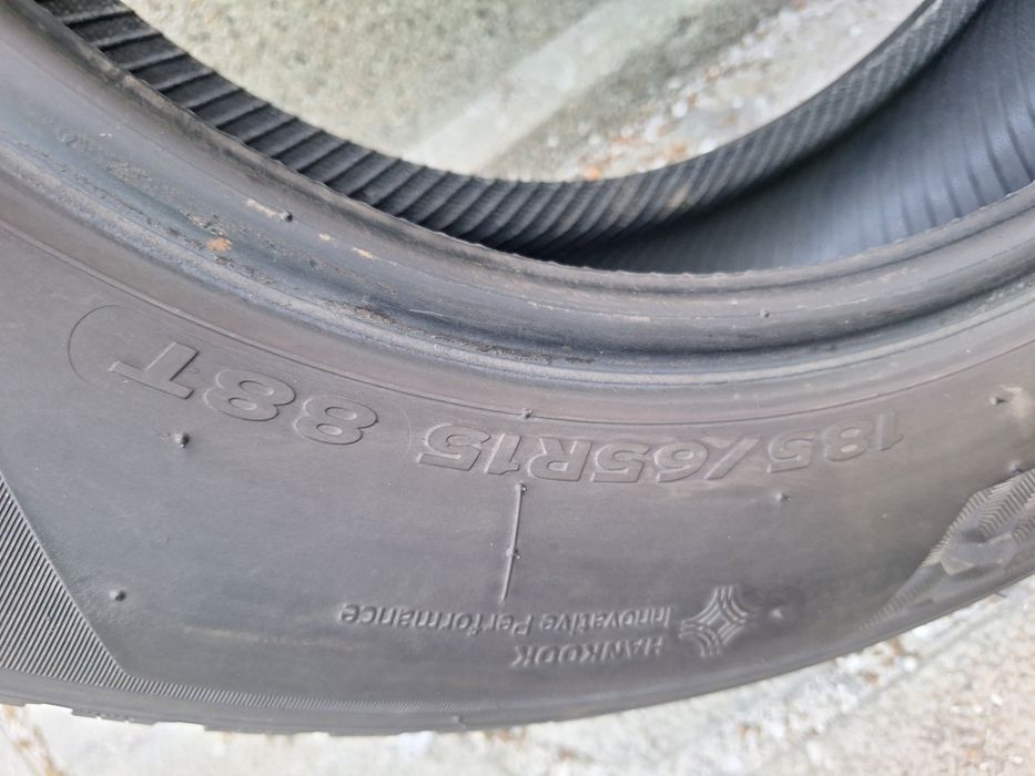 2бр 185/65/15 Hankook dot2724 като нови