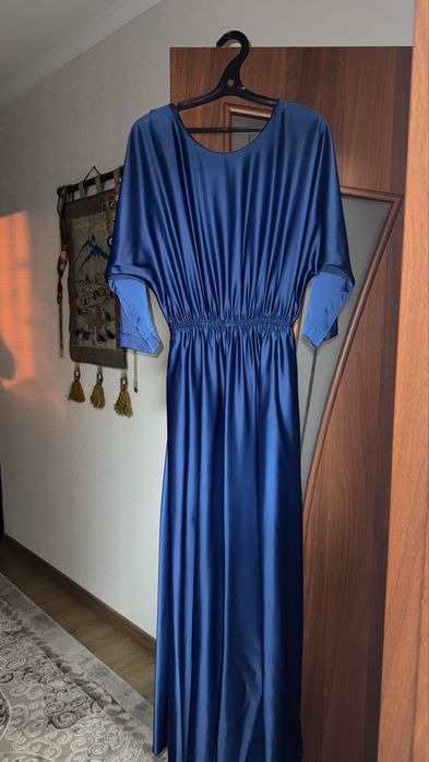 Темно-синие платье (СРОЧНО)